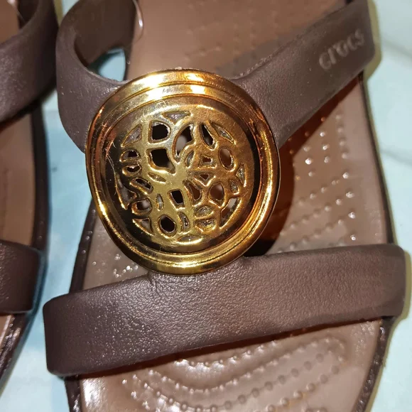 CROCS Brown Sandals with Gold Accent Womens Sz 8 - Picture 3 of 6